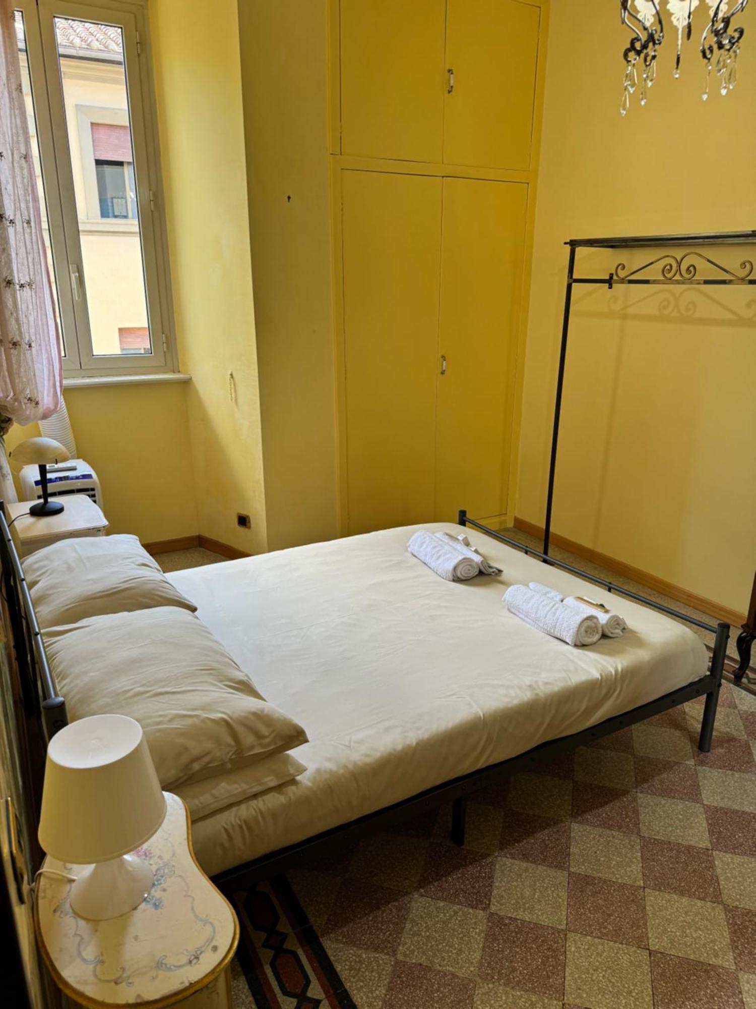 Domus Elisa Apartment โรม ภายนอก รูปภาพ